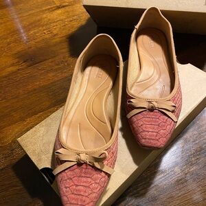 Born “Carri” Red Croc-Embossed Pointed Toe Flats with Tan Bow